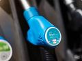 El nuevo combustible tiene el color corporativo azul