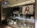 Escaparate roto en una tienda de Valencia