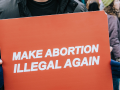 "Haz el aborto ilegal de nuevo", reza este cartel