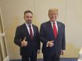 El presidente de Vox, Santiago Abascal, se reúne con el expresidente de Estados Unidos Donald Trump