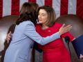 La vicepresidenta Kamala Harris y la presidenta de la Cámara de Representantes, la californiana Nancy Pelosi