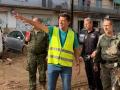 Imagen de Juan Ramón Adsuara, alcalde de Alfafar, Valencia, en las zonas afectadas por la DANA