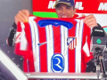 Jorge Martín, con una camiseta del Atlético de Madrid