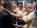 Santiago Abascal con Marine Le Pen durante el acto Viva 24 organizado por Vox en Madrid