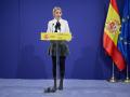 (Foto de ARCHIVO)
La vicepresidenta segunda y ministra de Trabajo y Economía Social, Yolanda Díaz, comparece tras una reunión con la Comisión Asesora para el Análisis del Salario Mínimo Interprofesional, en el Ministerio de Trabajo y Economía Social, a 26 de noviembre de 2024, en Madrid (España).  El Ministerio de Trabajo y Economía Social ha convocado para este martes al Comité de Expertos del salario mínimo interprofesional (SMI) como paso previo a la negociación que desarrollará con sindicatos y empresarios para la subida de esta renta mínima de cara a 2025. Este comité asesor del Gobierno, del que forman parte miembros del Ejecutivo, de los agentes sociales y profesionales académicos, se constituyó en enero de 2021 para determinar a qué ritmo debía subir el SMI para representar el 60% del salario medio, tal y como establece la Carta Social Europea. Trabajo no quiere que el SMI pierda poder adquisitivo y lo subirá con o sin acuerdo con los agentes sociales.

Jesús Hellín / Europa Press
26 NOVIEMBRE 2024;TRABAJO;SMI;SALARIO MÍNIMO;
26/11/2024