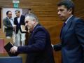 Carlos Mazón y Francisco José Gan Pampols, instantes antes de la sesión de control