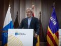 El presidente de Canarias, Fernando Clavijo, comparece ante los medios