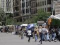 Mercados extraordinarios en la plaza del Ayuntamiento de Valencia