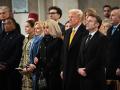 Jill Biden, Brigitte Macron, Donald Trump y Emmanuel Macron, el sábado en Notre Dame