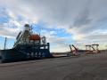 El 'Shang De Wu Yi Shan', atracado en el puerto exterior de La Coruña