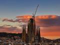 La Sagrada Familia de Barcelona, a la luz del crepúsculo