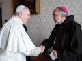 El Papa Francisco con monseñor Jesús Sanz Montes en 2021