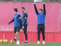 Pablo Maffeo hace gestos para celebrar el 2-5 del Barcelona al Madrid