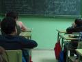 Alumnos musulmanes en una clase

El número de alumnos musulmanes en España se ha incrementado en el curso actual hasta los 290.110, unos 8.000 más que el año anterior, aunque el 95 por ciento de ellos (unos 276.000) siguen sin recibir clases de religión islámica, porque los colegios no la ofertan o no informan a los padres sobre la posibilidad de apuntar a sus hijos a esta asignatura, según denuncia la Comisión Islámica de España (CIE), que reivindica el "derecho" de estos niños y jóvenes a asistir a clase de Islam.

SOCIEDAD MADRID ESPAÑA EUROPA