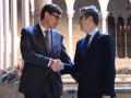 El ministro Félix Bolaños saluda al presidente catalán, Salvador Illa, en el Palau de la Generalitat
