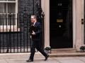 Starmer saliendo del 10 de Downing Street