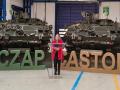 La secretaria de Estado de Defensa Amparo Valcarce, en las instalaciones de 
Santa Bárbara Sistemas en Alcalá de Guadaíra con motivo del final de la fase de producción del 'Programa Pizarro'