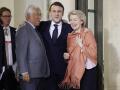 Antonio Costa, presidente del Consejo Europeo, Emmanuel Macron, presidente de Francia y Ursula von der Leyen en París