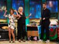 María Patiño y Belén Esteban, junto a David Broncano en su visita a La Revuelta