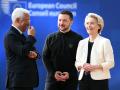 El presidente del Consejo Europeo Antonio Costa, el presidente de Ucrania Volodimir Zelenski y la presidenta de la Comisión Ursula von der Leyen