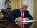 Donald Trump pronuncia un discurso desde la Oficina Oval