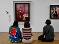 Visitantes en el Centro Pompidou de París