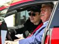 Elon Musk enseña a Trump su nuevo coche