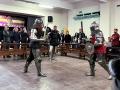 Un momento de la exhibición de combate medieval en el evento 'Raíces'