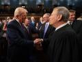 El presidente de EE.UU. Donald Trump y el presidente del Supremo John Roberts