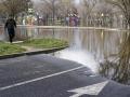 Vista de la crecida de los ríos Adaja y Chico por el deshielo y la lluvia caída en los últimos días a su paso por la ciudad de Ávila, por lo que se ha precintado el parque de El Soto y sus aledaños que continúan anegados. Once comunidades continúan este martes con aviso, naranja o amarillo, por fenómenos costeros adversos, rachas de viento de hasta 70 kilómetros por hora y por abundantes y persistentes lluvias, que en puntos de Andalucía acumularán hasta 80 litros en 12 horas, informa la Aemet en su página web