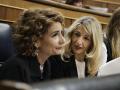 La vicepresidenta primera y ministra de Hacienda, María Jesús Montero, y la vicepresidenta segunda y ministra de Trabajo, Yolanda Díaz