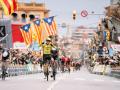Imagen de la llegada de la Vuelta a Cataluña a Sant Feliu de Guíxols