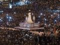 Quien no se ha sumergido entre el gentío de los barrios durante una procesión, no ha vivido la Semana Santa malagueña