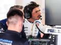 Carlos Sainz en el box de Williams durante el Gran Premio de Japón