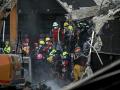 Equipos de rescate trabajan en la colapsada discoteca Jet Set en Santo Domingo