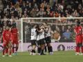 Los jugadores del Valencia celebran su victoria ante el Sevilla