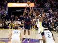 James Harden, durante el partido entre Warriors y Clippers