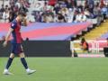 Robert Lewandowski saliendo del campo ante el Celta de Vigo