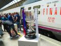 La Copa del Rey de fútbol ha llegado a Sevilla en AVE