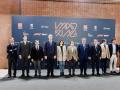La presidenta de la Comunidad de Madrid, Isabel Díaz Ayuso, el alcalde de Madrid, José Luis Martínez Almeida, y el piloto de Fómula 1, Carlos Sainz, durante la presentación del circuito de Fórmula 1 Madring, en IFEMA Madrid