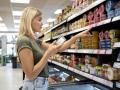 Mujer en el supermercado