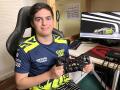 El joven cántabro Aarón Vázquez se ha convertido, con solo 17 años, en uno de los pilotos de simulador de coches más relevante del panorama mundial