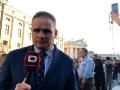 El Debate, durante la primera aparición de León XIV: «un nombre olvidado que recupera León XIV»