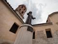 Estatua de San Pedro Regalado en la plaza de El Salvador de Valladolid