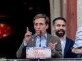 Almeida preside el acto de entrega de las distinciones honoríficas