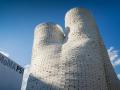 Proyecto arquitectónico Hy-Fi, en Nueva York, que utiliza micelio de hongos como material de construcción