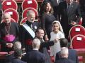 Los Reyes, al principio de la misa de inicio del pontificado de León XIV