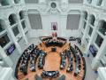 Vista aérea del Pleno en el Ayuntamiento de Madrid