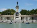 Estanque del Parque del Retiro en Madrid.