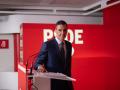 El secretario general del PSOE y presidente del Gobierno, Pedro Sánchez, durante una rueda de prensa, en la sede del PSOE